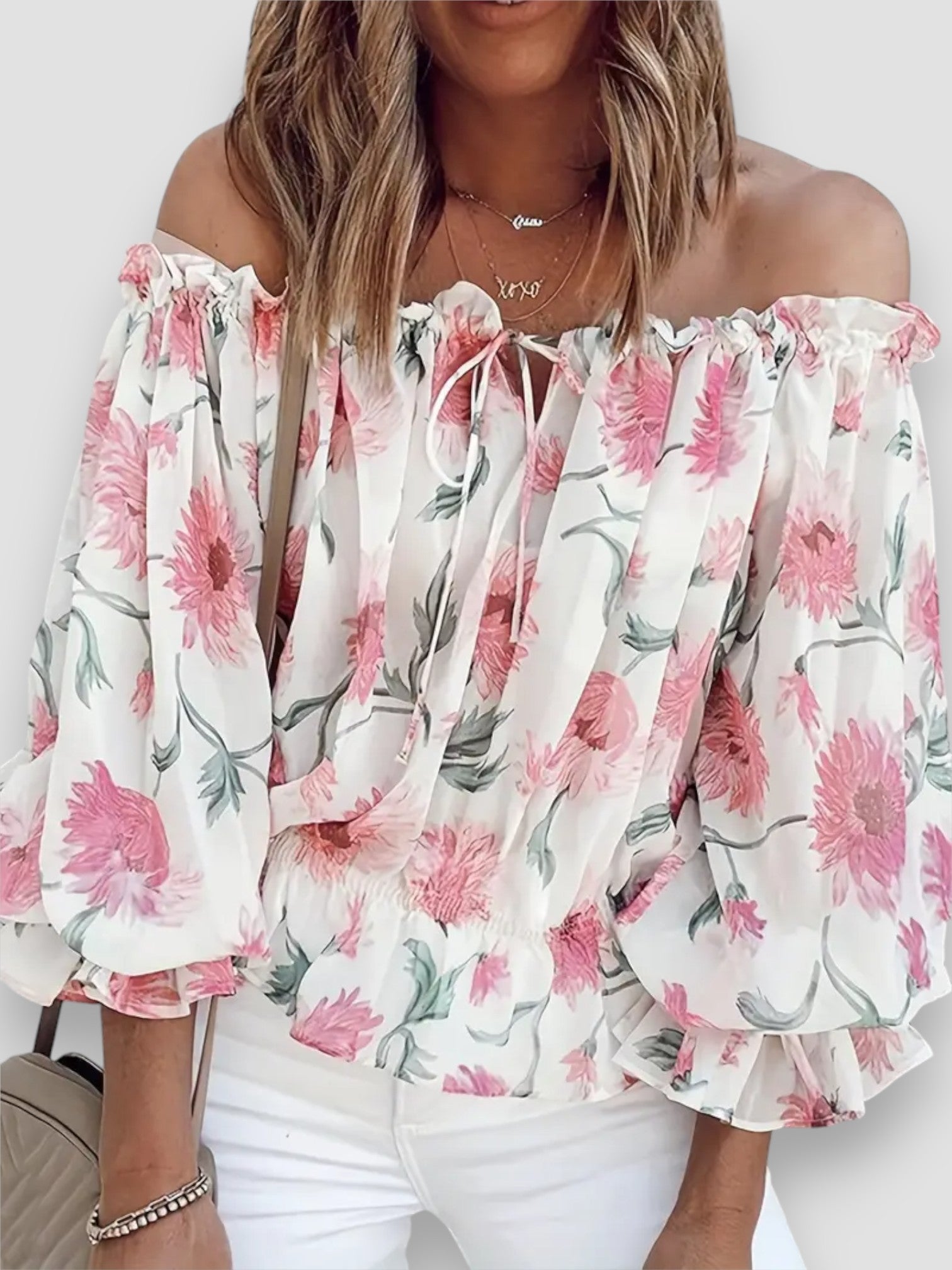 Camila – Blusa in Chiffon con Spalle Scoperte e Motivo Floreale