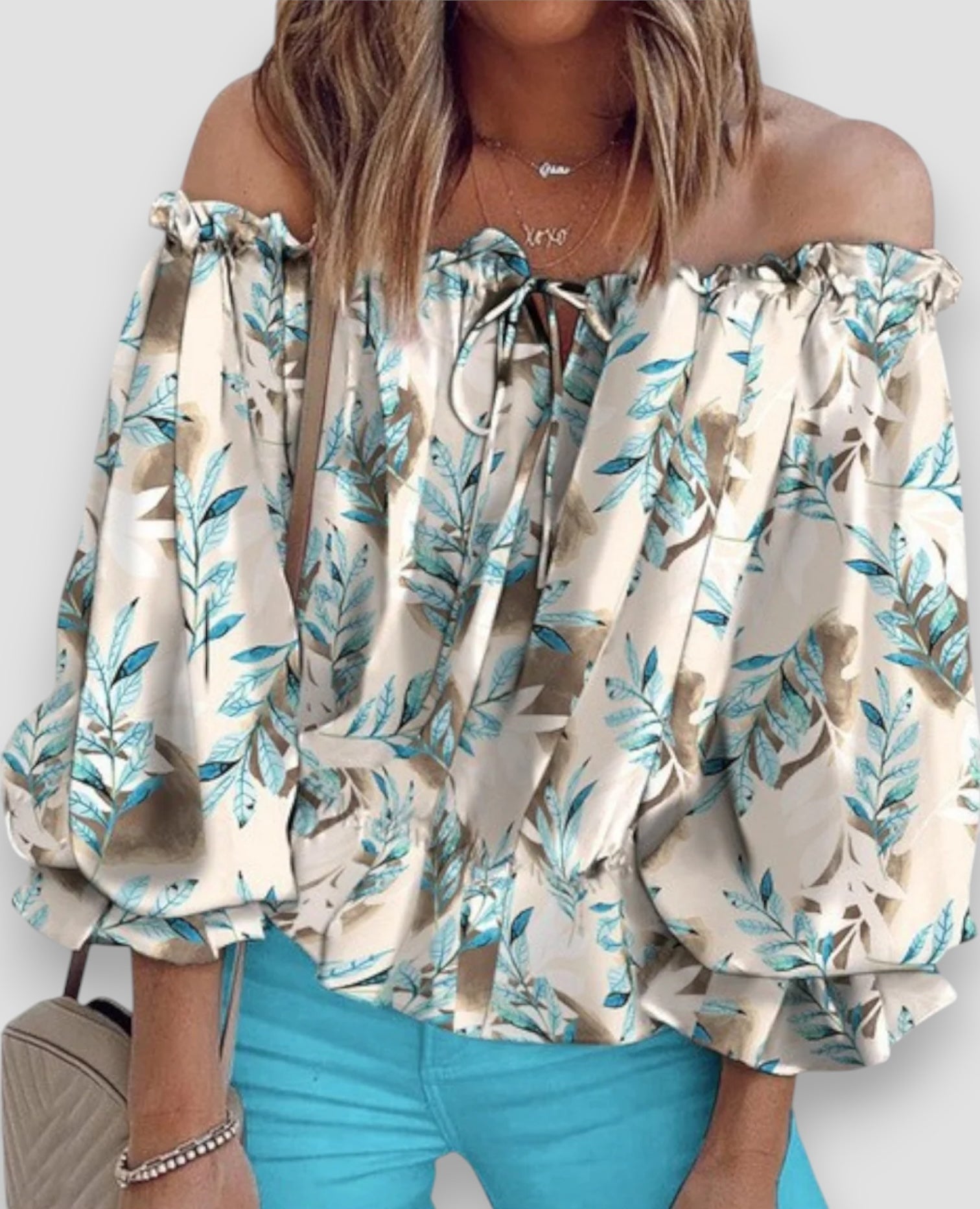 Camila – Blusa in Chiffon con Spalle Scoperte e Motivo Floreale